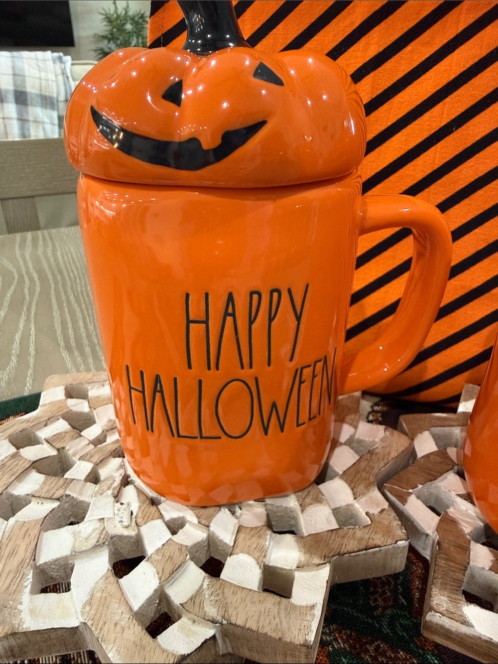 BRAND NEW RAE DUNN MUGS W/Happy Halloween & Pumpkin Lid Vivid Orange SET/2 NWT - Picture 3 of 12